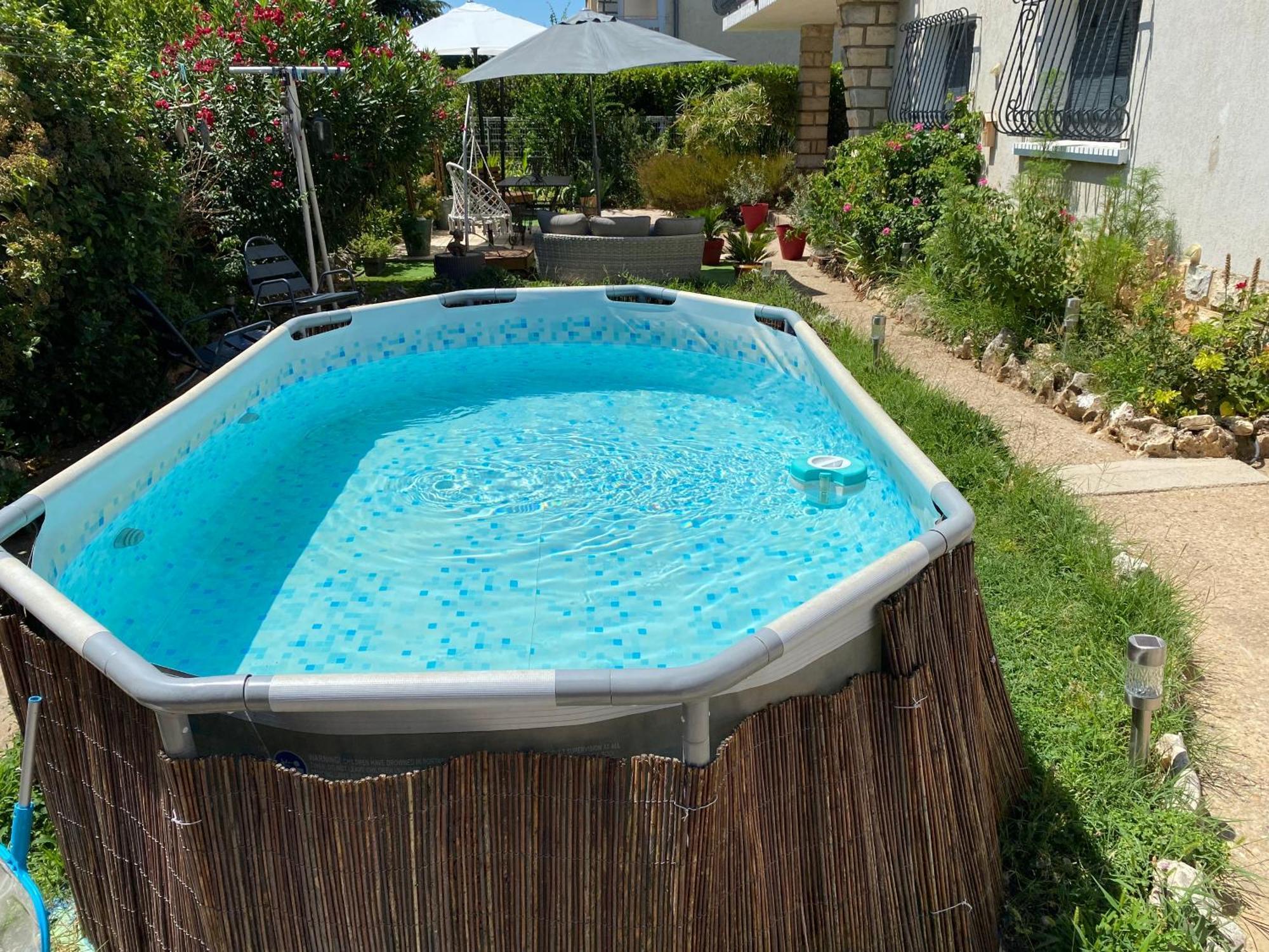 Une Pause Au Paradis Sorgues Exterior photo
